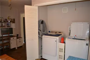 208 Twin Springs Rd, Stoneville, NC 27048 - Photo 19