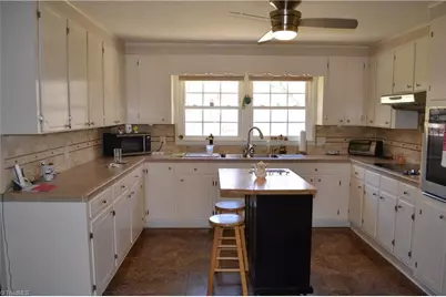 208 Twin Springs Road, Stoneville, NC 27048 - Photo 11