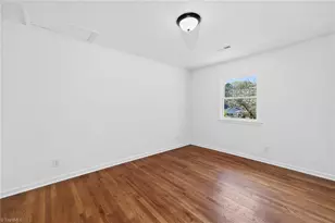3547 Cherry Ln, Greensboro, NC 27405 - Photo 13
