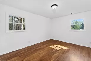 3547 Cherry Ln, Greensboro, NC 27405 - Photo 13