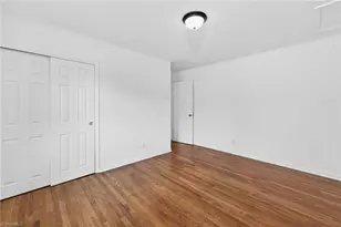 3547 Cherry Ln, Greensboro, NC 27405 - Photo 11