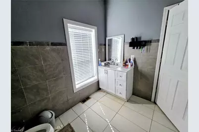 515 Cable Street, High Point, NC 27260 - Photo 9