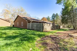 606 Rock Garden Cir, Winston-Salem, NC 27104 - Photo 23