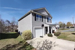 4222 Salem Springs Ct, Winston-Salem, NC 27107 - Photo 3