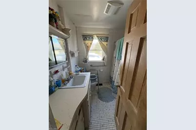 2619 Phillips Avenue, Greensboro, NC 27405 - Photo 9