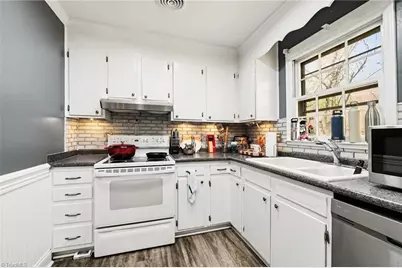 4724 Pennoak Road, Greensboro, NC 27407 - Photo 11