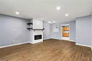 6127 Old Plank Rd, Winston-Salem, NC 27106 - Photo 9