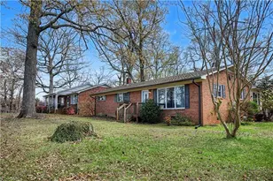 219 Rockspring Rd, High Point, NC 27262 - Photo 1