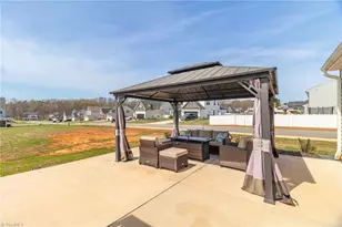 109 Red Maple Wy, King, NC 27021 - Photo 17