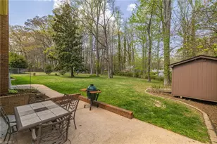 205 Frederick Rd, Greensboro, NC 27455 - Photo 35