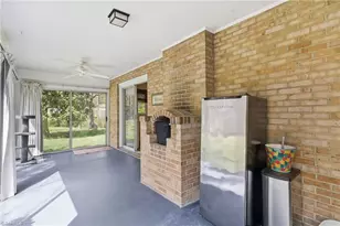 205 Frederick Rd, Greensboro, NC 27455 - Photo 33