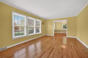 4707 Ramblewood Dr, Greensboro, NC 27406 - Photo 13