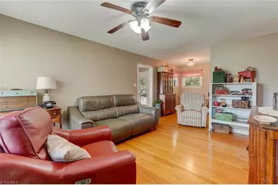 1203 Lawson Street, Eden, NC 27288 - Photo 5