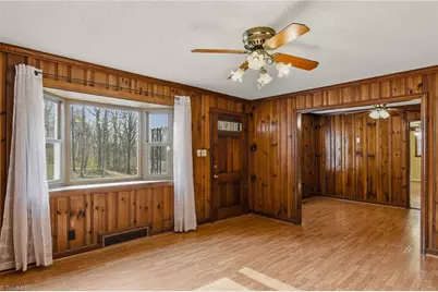 404 Meadowview Drive, Winston-Salem, NC 27107 - Photo 5