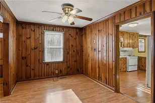 404 Meadowview Dr, Winston-Salem, NC 27107 - Photo 9