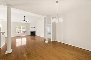 5905 Laurel Creek Ct, Greensboro, NC 27405 - Photo 5