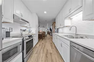 663 Dobson Ct, Kernersville, NC 27284 - Photo 11