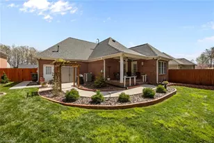 663 Dobson Ct, Kernersville, NC 27284 - Photo 31