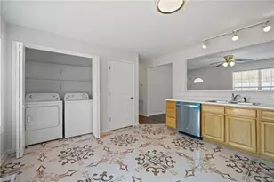 301 Cloverdale Dr, Archdale, NC 27263 - Photo 9