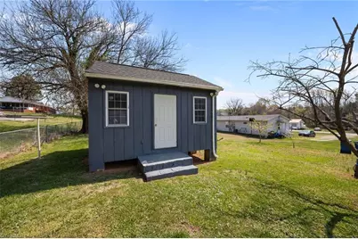 301 Cloverdale Drive, Archdale, NC 27263 - Photo 27
