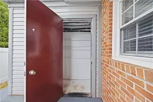 4735 Champion Ct, Greensboro, NC 27410 - Photo 33