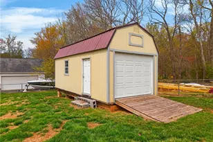 8388 Coachman Ln, Rural Hall, NC 27045 - Photo 35