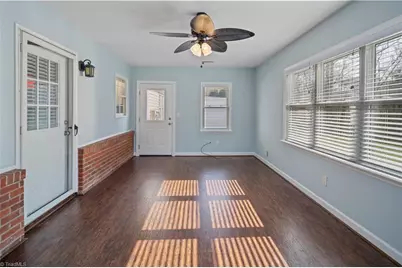 260 S Boyles Street, Pilot Mountain, NC 27041 - Photo 17