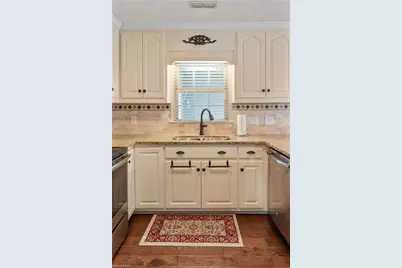 260 S Boyles Street, Pilot Mountain, NC 27041 - Photo 11