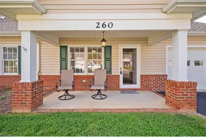 260 S Boyles Street, Pilot Mountain, NC 27041 - Photo 3