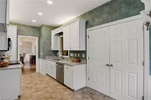 1332 Whitworth Ct, Kernersville, NC 27284 - Photo 19