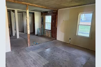 213 W Decatur Street, Madison, NC 27025 - Photo 13