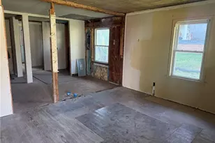 213 W Decatur St, Madison, NC 27025 - Photo 13