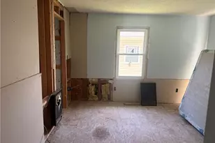 213 W Decatur St, Madison, NC 27025 - Photo 5