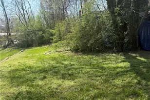 213 W Decatur St, Madison, NC 27025 - Photo 23