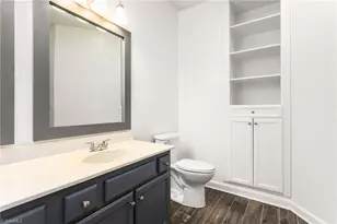 3922 Pondfield Ct, Greensboro, NC 27410 - Photo 21