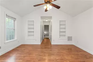 3922 Pondfield Ct, Greensboro, NC 27410 - Photo 25