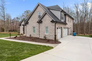 8158 Rob Roy Dr, Summerfield, NC 27358 - Photo 3