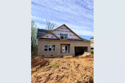 4642 Pebble Lake Drive, Pfafftown, NC 27040 - Photo 1