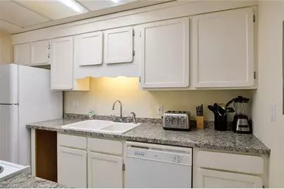 315 N Spruce Street #509, Winston-Salem, NC 27101 - Photo 11