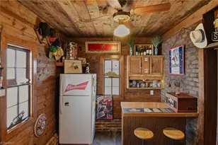 2083 Elizabeth Ave, Winston-Salem, NC 27103 - Photo 17