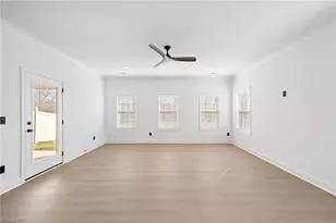 4310 Mossy Wood Cir, Greensboro, NC 27409 - Photo 11