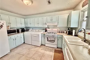 197 S River Dr, Beaufort, NC 28516 - Photo 11