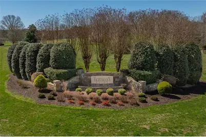 337 Starboard Reach, Lexington, NC 27292 - Photo 9