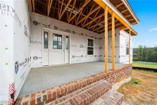 121 Winchester Dr, Ararat, NC 27007 - Photo 3