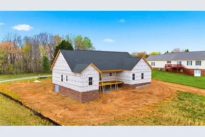 121 Winchester Drive, Ararat, NC 27007 - Photo 47