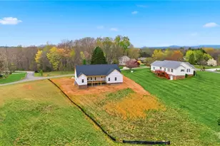 121 Winchester Dr, Ararat, NC 27007 - Photo 47