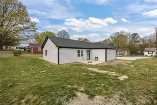 122 S School St, Burlington, NC 27217 - Photo 29