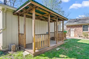 1104 Lamp Post Ln, Greensboro, NC 27410 - Photo 25