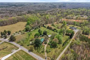 256 Bear Rd, Madison, NC 27025 - Photo 41