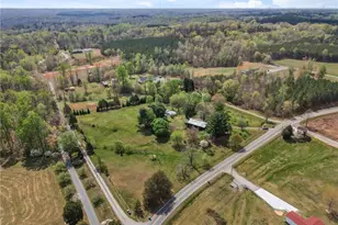 256 Bear Rd, Madison, NC 27025 - Photo 45